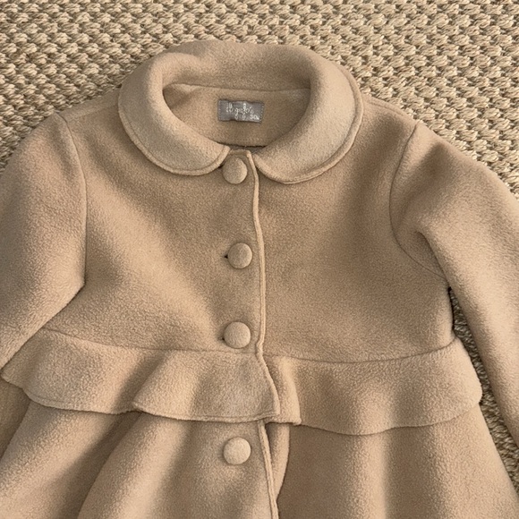 Il Gufo Long Sleeved Peplum Hem Fleece Coat - Cettire size 36 months - Picture 3 of 8